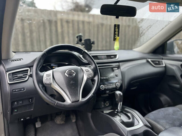 Сірий Ніссан Rogue, об'ємом двигуна 2.49 л та пробігом 209 тис. км за 11300 $, фото 35 на Automoto.ua