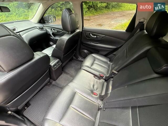 Серый Ниссан Rogue, объемом двигателя 2.5 л и пробегом 168 тыс. км за 13300 $, фото 74 на Automoto.ua