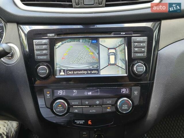 Сірий Ніссан Rogue, об'ємом двигуна 2.5 л та пробігом 274 тис. км за 13300 $, фото 16 на Automoto.ua