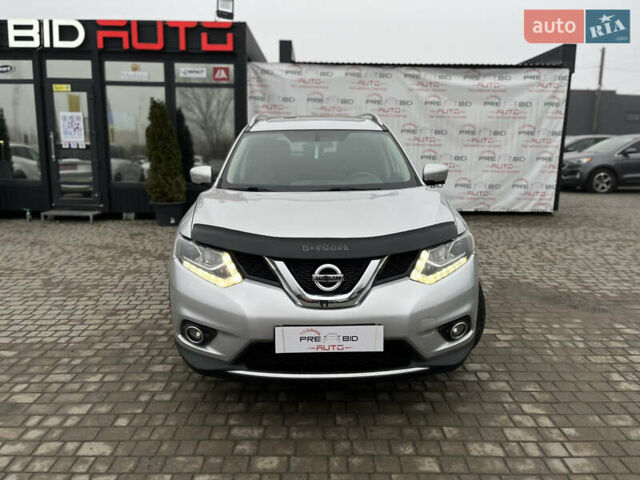 Сірий Ніссан Rogue, об'ємом двигуна 2.5 л та пробігом 163 тис. км за 12300 $, фото 1 на Automoto.ua