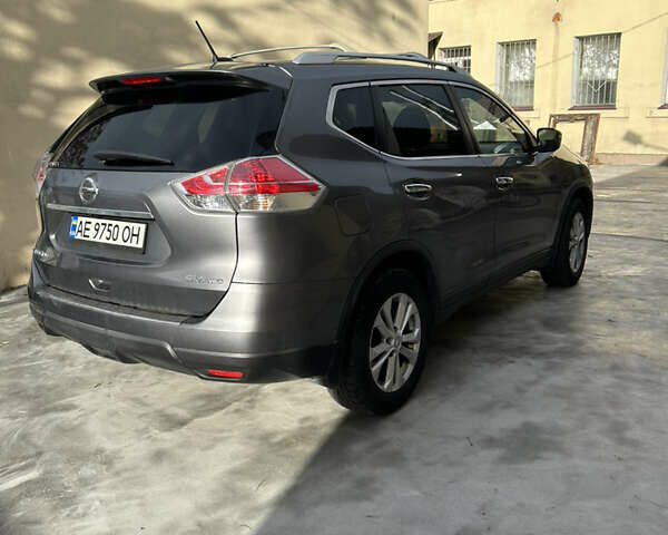 Серый Ниссан Rogue, объемом двигателя 2.5 л и пробегом 226 тыс. км за 11300 $, фото 8 на Automoto.ua
