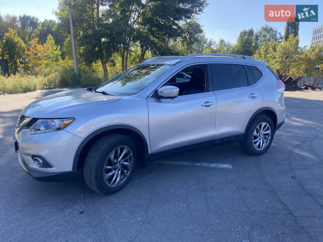 Сірий Ніссан Rogue, об'ємом двигуна 2.49 л та пробігом 117 тис. км за 13700 $, фото 12 на Automoto.ua