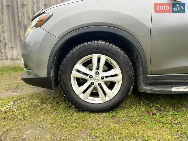 Сірий Ніссан Rogue, об'ємом двигуна 2.49 л та пробігом 209 тис. км за 11300 $, фото 13 на Automoto.ua