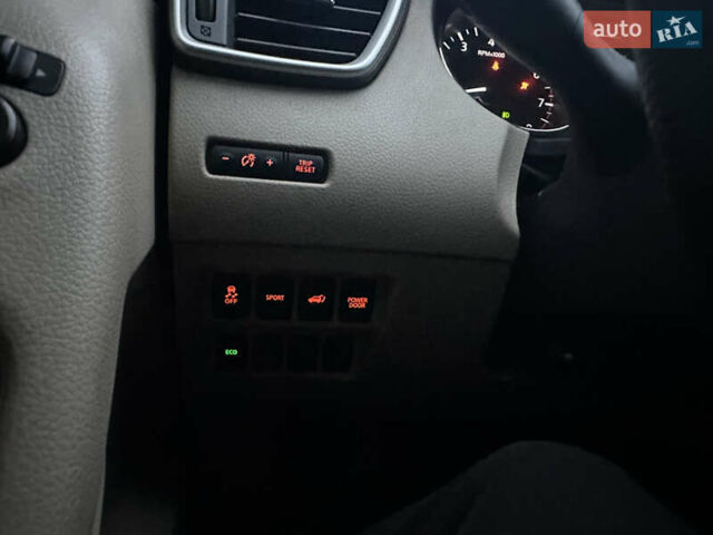 Серый Ниссан Rogue, объемом двигателя 2.49 л и пробегом 258 тыс. км за 11999 $, фото 35 на Automoto.ua