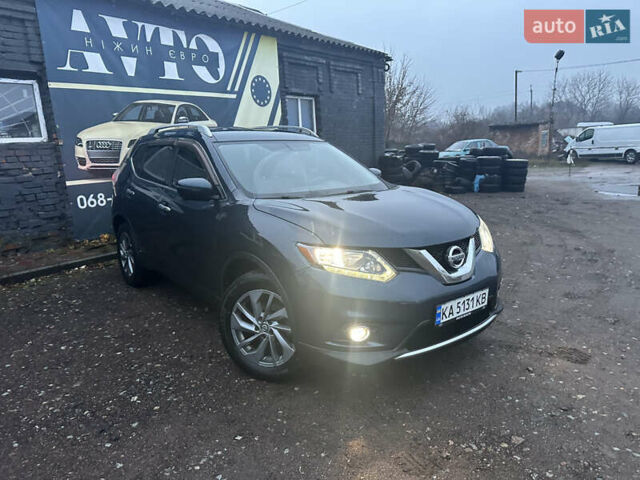 Серый Ниссан Rogue, объемом двигателя 2.49 л и пробегом 258 тыс. км за 11999 $, фото 2 на Automoto.ua