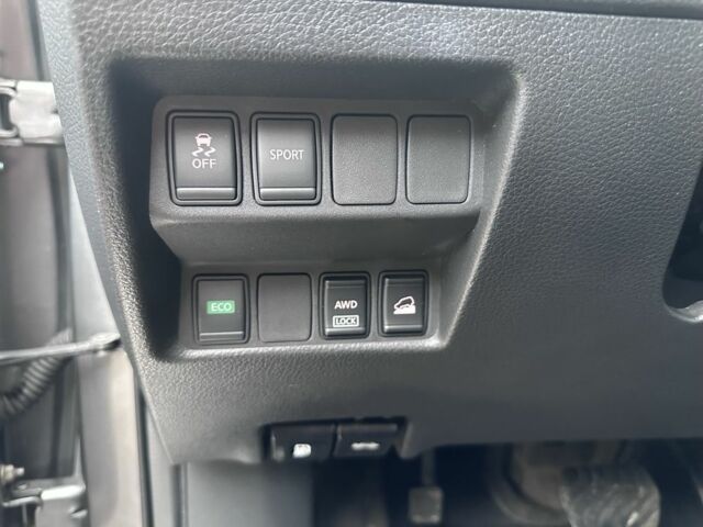 Сірий Ніссан Rogue, об'ємом двигуна 2.5 л та пробігом 150 тис. км за 11900 $, фото 19 на Automoto.ua