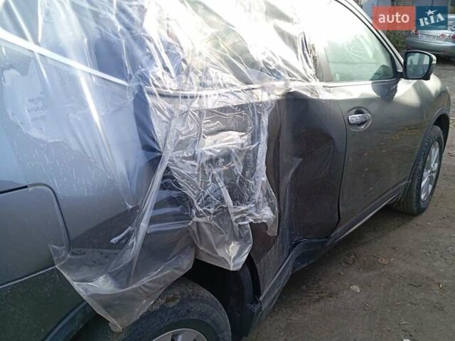 Сірий Ніссан Rogue, об'ємом двигуна 0 л та пробігом 119 тис. км за 8700 $, фото 1 на Automoto.ua