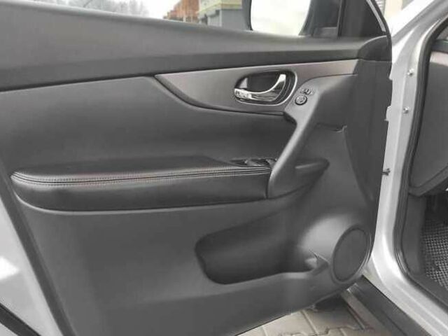 Серый Ниссан Rogue, объемом двигателя 2.5 л и пробегом 95 тыс. км за 8300 $, фото 20 на Automoto.ua