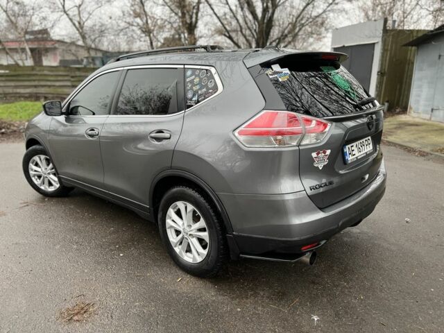 Серый Ниссан Rogue, объемом двигателя 2.5 л и пробегом 208 тыс. км за 12700 $, фото 9 на Automoto.ua