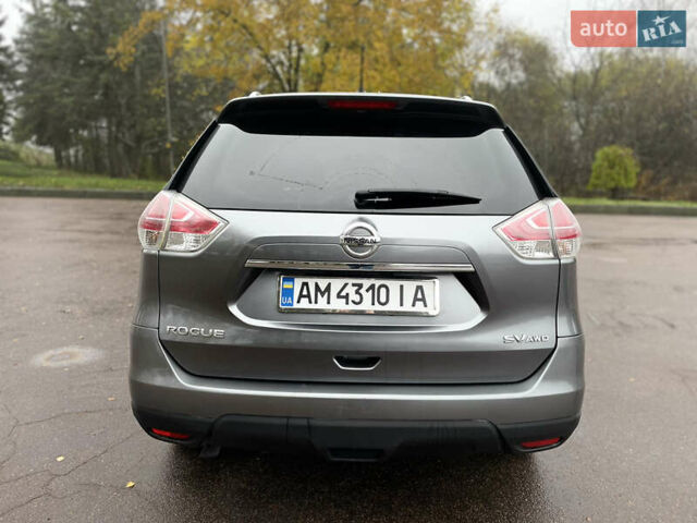 Сірий Ніссан Rogue, об'ємом двигуна 2.5 л та пробігом 218 тис. км за 10800 $, фото 4 на Automoto.ua