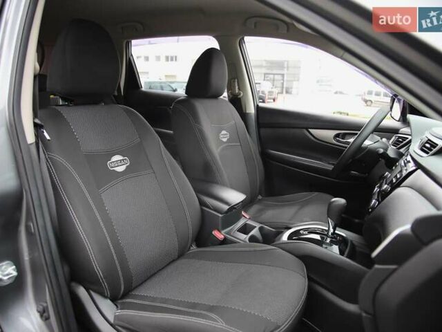 Серый Ниссан Rogue, объемом двигателя 2.49 л и пробегом 186 тыс. км за 13500 $, фото 9 на Automoto.ua