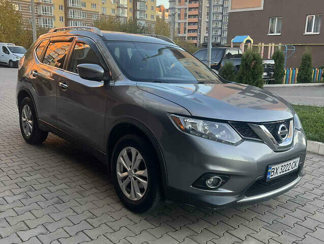 Серый Ниссан Rogue, объемом двигателя 2.5 л и пробегом 194 тыс. км за 12500 $, фото 1 на Automoto.ua