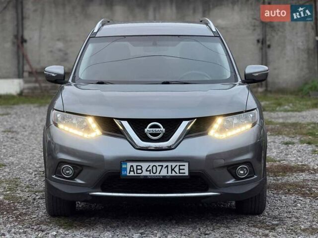 Серый Ниссан Rogue, объемом двигателя 2.5 л и пробегом 160 тыс. км за 11500 $, фото 1 на Automoto.ua