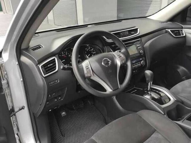 Серый Ниссан Rogue, объемом двигателя 2.5 л и пробегом 95 тыс. км за 8300 $, фото 18 на Automoto.ua