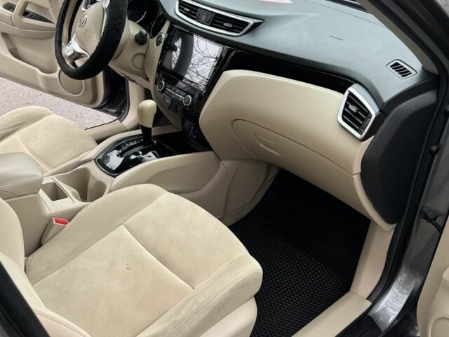 Серый Ниссан Rogue, объемом двигателя 2.5 л и пробегом 208 тыс. км за 12700 $, фото 16 на Automoto.ua