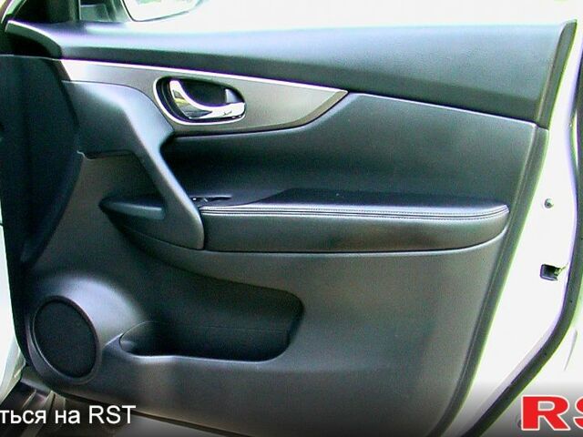 Сірий Ніссан Rogue, об'ємом двигуна 2.5 л та пробігом 205 тис. км за 11700 $, фото 8 на Automoto.ua