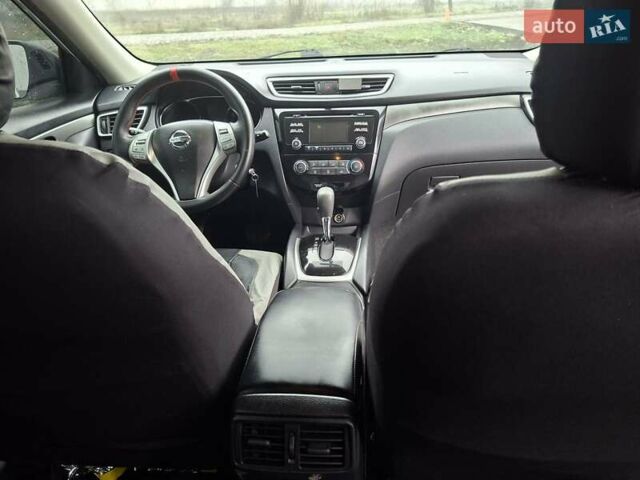 Серый Ниссан Rogue, объемом двигателя 2.5 л и пробегом 190 тыс. км за 10850 $, фото 12 на Automoto.ua