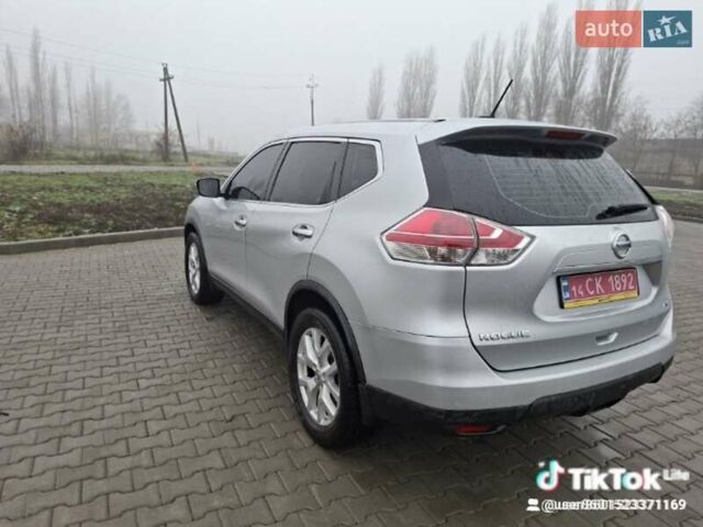 Серый Ниссан Rogue, объемом двигателя 2.5 л и пробегом 190 тыс. км за 10850 $, фото 28 на Automoto.ua