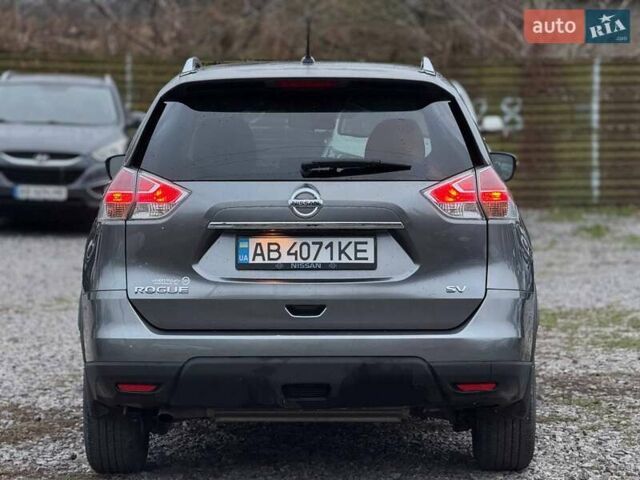 Серый Ниссан Rogue, объемом двигателя 2.5 л и пробегом 160 тыс. км за 11500 $, фото 4 на Automoto.ua