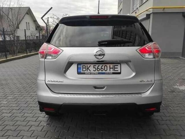 Серый Ниссан Rogue, объемом двигателя 2.5 л и пробегом 95 тыс. км за 8300 $, фото 3 на Automoto.ua