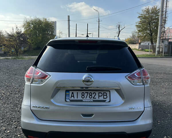 Сірий Ніссан Rogue, об'ємом двигуна 2.5 л та пробігом 160 тис. км за 11800 $, фото 9 на Automoto.ua