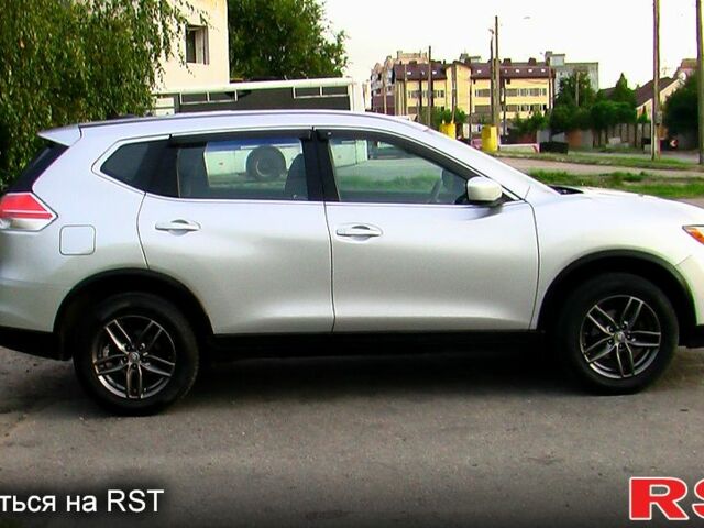 Сірий Ніссан Rogue, об'ємом двигуна 2.5 л та пробігом 205 тис. км за 11700 $, фото 2 на Automoto.ua