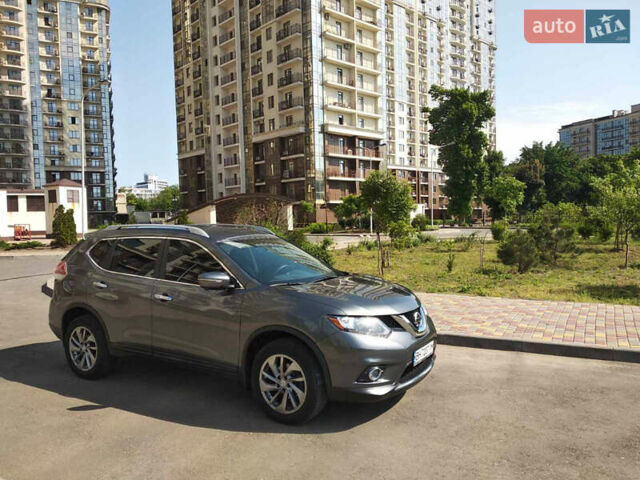 Серый Ниссан Rogue, объемом двигателя 2.5 л и пробегом 70 тыс. км за 14100 $, фото 4 на Automoto.ua