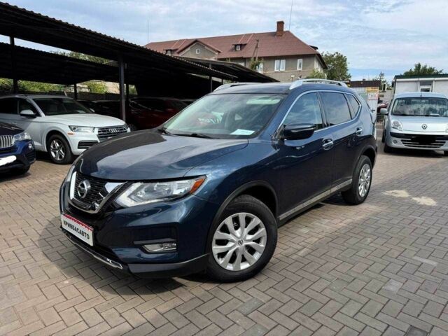 Серый Ниссан Rogue, объемом двигателя 2.5 л и пробегом 232 тыс. км за 12600 $, фото 4 на Automoto.ua