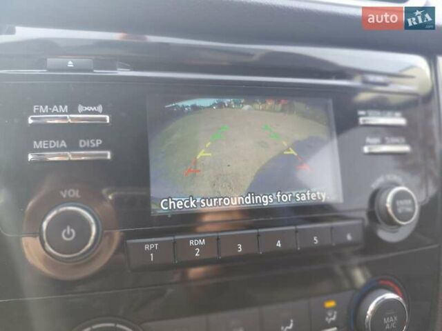 Сірий Ніссан Rogue, об'ємом двигуна 2.49 л та пробігом 137 тис. км за 13500 $, фото 16 на Automoto.ua