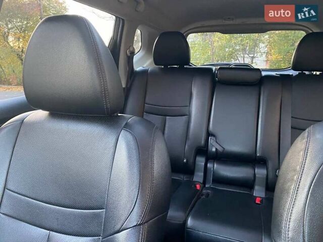Серый Ниссан Rogue, объемом двигателя 2.49 л и пробегом 171 тыс. км за 15500 $, фото 11 на Automoto.ua