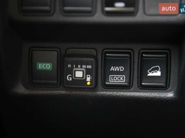 Серый Ниссан Rogue, объемом двигателя 2.49 л и пробегом 186 тыс. км за 13500 $, фото 20 на Automoto.ua