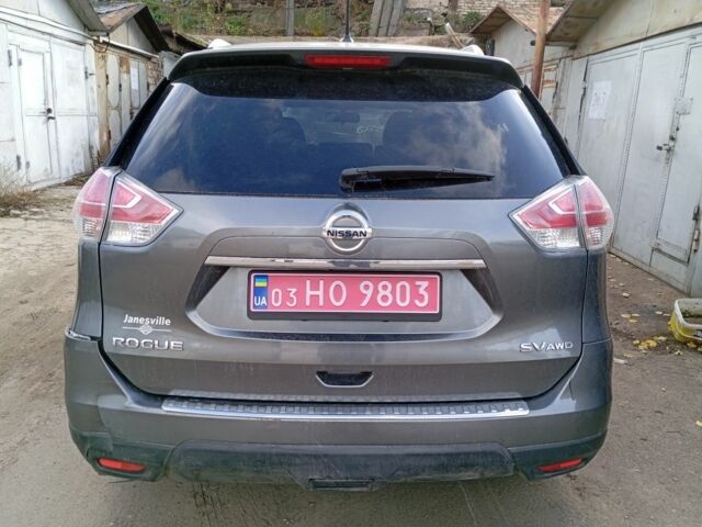 Сірий Ніссан Rogue, об'ємом двигуна 0 л та пробігом 119 тис. км за 8700 $, фото 3 на Automoto.ua