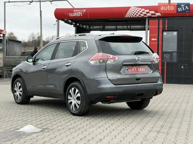 Серый Ниссан Rogue, объемом двигателя 2.5 л и пробегом 140 тыс. км за 8250 $, фото 6 на Automoto.ua