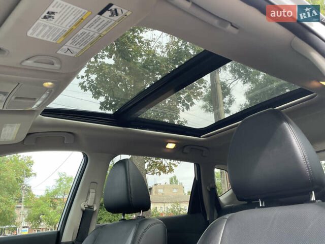 Серый Ниссан Rogue, объемом двигателя 2.5 л и пробегом 215 тыс. км за 13600 $, фото 20 на Automoto.ua