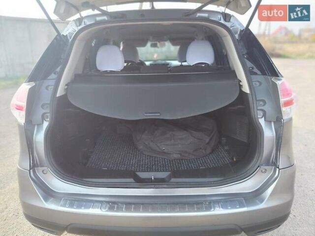 Сірий Ніссан Rogue, об'ємом двигуна 2.49 л та пробігом 137 тис. км за 13500 $, фото 18 на Automoto.ua