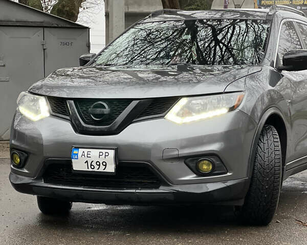Сірий Ніссан Rogue, об'ємом двигуна 2.49 л та пробігом 208 тис. км за 12700 $, фото 1 на Automoto.ua
