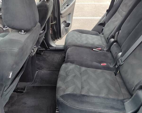 Серый Ниссан Rogue, объемом двигателя 2.49 л и пробегом 112 тыс. км за 12500 $, фото 17 на Automoto.ua