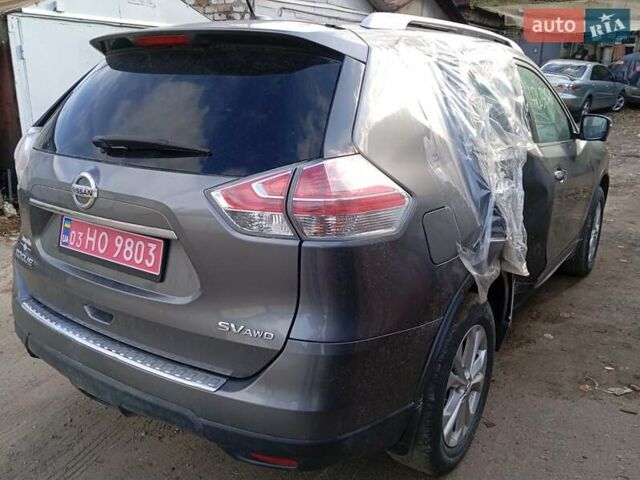 Сірий Ніссан Rogue, об'ємом двигуна 0 л та пробігом 119 тис. км за 8700 $, фото 5 на Automoto.ua