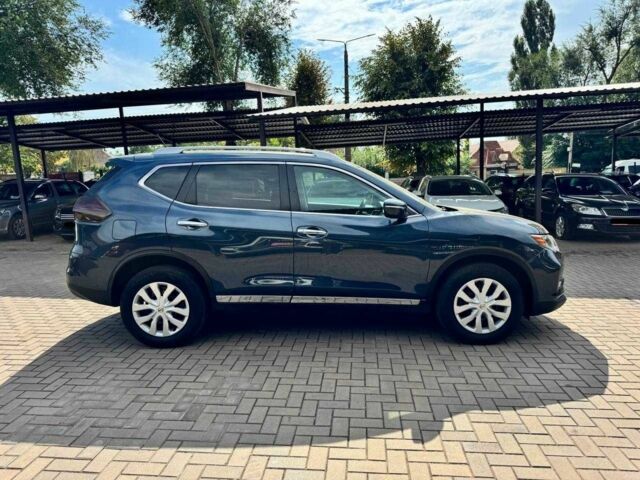 Серый Ниссан Rogue, объемом двигателя 2.5 л и пробегом 232 тыс. км за 12600 $, фото 9 на Automoto.ua