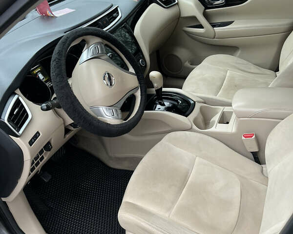 Сірий Ніссан Rogue, об'ємом двигуна 2.49 л та пробігом 208 тис. км за 12700 $, фото 15 на Automoto.ua