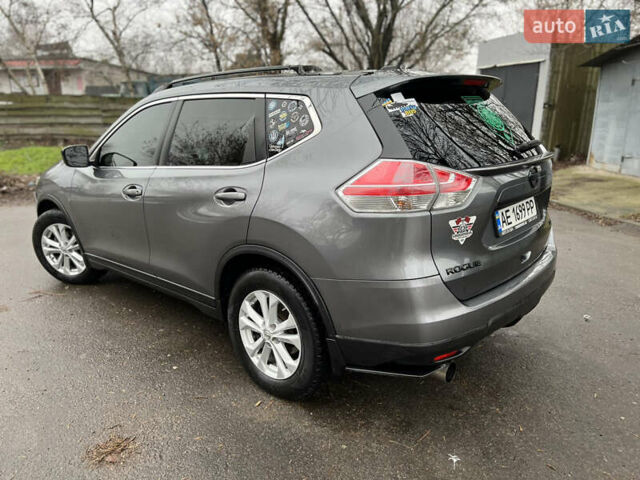 Сірий Ніссан Rogue, об'ємом двигуна 2.49 л та пробігом 208 тис. км за 12700 $, фото 7 на Automoto.ua