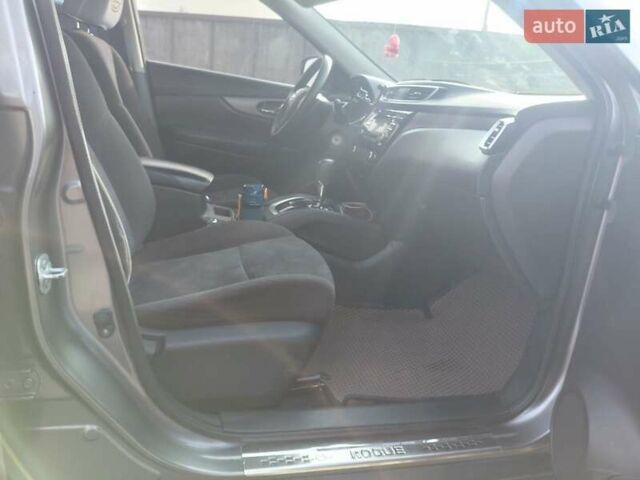 Сірий Ніссан Rogue, об'ємом двигуна 2.49 л та пробігом 137 тис. км за 13500 $, фото 23 на Automoto.ua