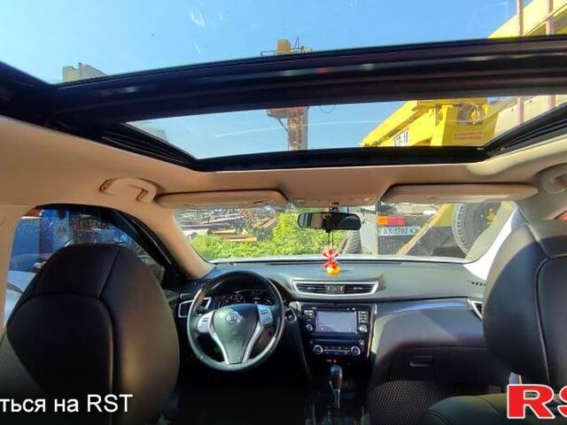 Серый Ниссан Rogue, объемом двигателя 2.5 л и пробегом 159 тыс. км за 13500 $, фото 5 на Automoto.ua