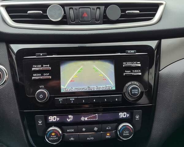 Серый Ниссан Rogue, объемом двигателя 2.49 л и пробегом 112 тыс. км за 12500 $, фото 12 на Automoto.ua