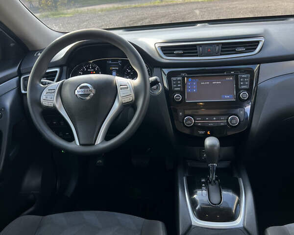 Сірий Ніссан Rogue, об'ємом двигуна 2.5 л та пробігом 160 тис. км за 11800 $, фото 40 на Automoto.ua