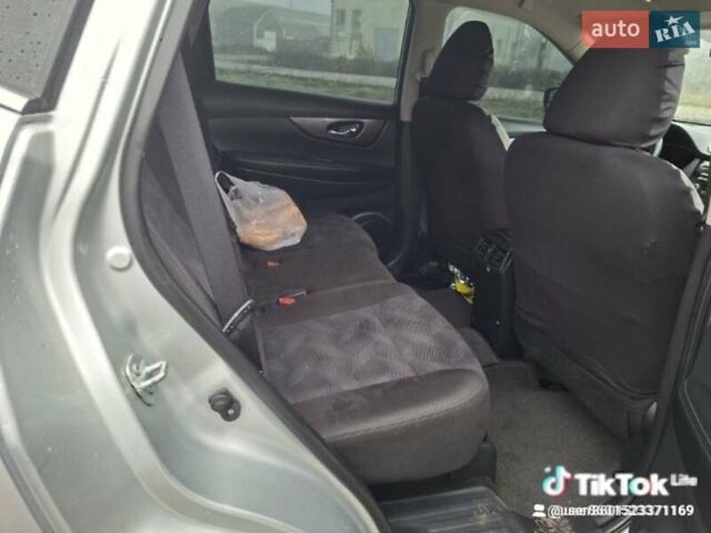 Серый Ниссан Rogue, объемом двигателя 2.5 л и пробегом 190 тыс. км за 10850 $, фото 31 на Automoto.ua