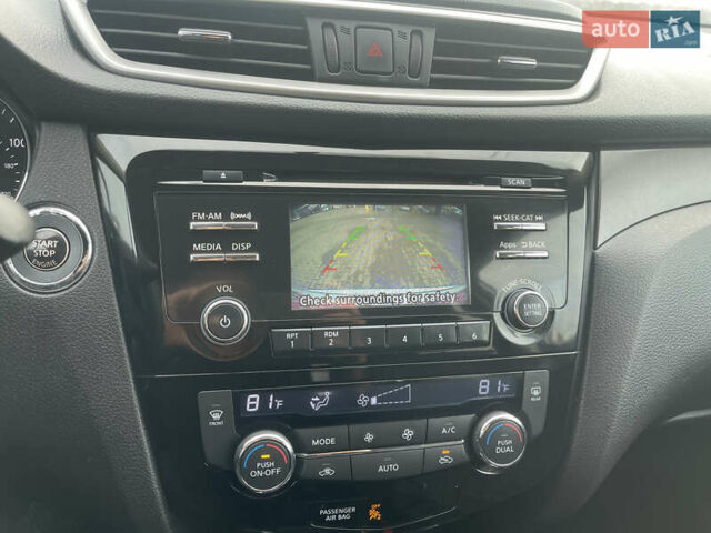 Серый Ниссан Rogue, объемом двигателя 0 л и пробегом 195 тыс. км за 11700 $, фото 7 на Automoto.ua