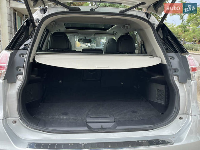 Серый Ниссан Rogue, объемом двигателя 2.5 л и пробегом 215 тыс. км за 13600 $, фото 27 на Automoto.ua