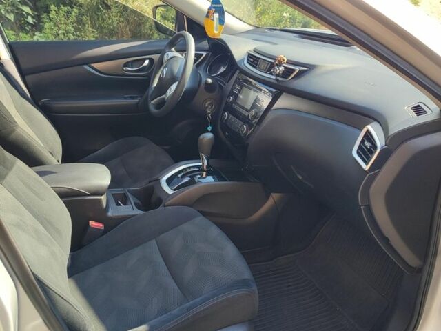 Сірий Ніссан Rogue, об'ємом двигуна 2.5 л та пробігом 154 тис. км за 12200 $, фото 7 на Automoto.ua