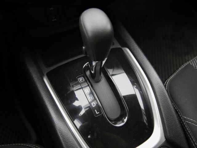 Серый Ниссан Rogue, объемом двигателя 0 л и пробегом 186 тыс. км за 13500 $, фото 18 на Automoto.ua